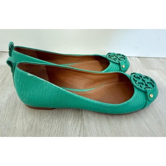 TORY BURCH Size 6.5 M Mini Miller Pond Green Logo Ballet Flat Leather Shoes - Picture 1 of 13